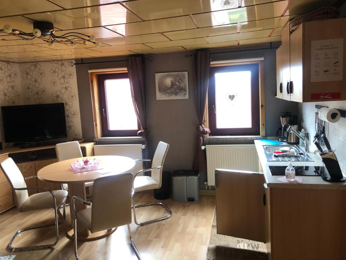 Ferienwohnung Dietlinde Bad Blankenburg Luaran gambar