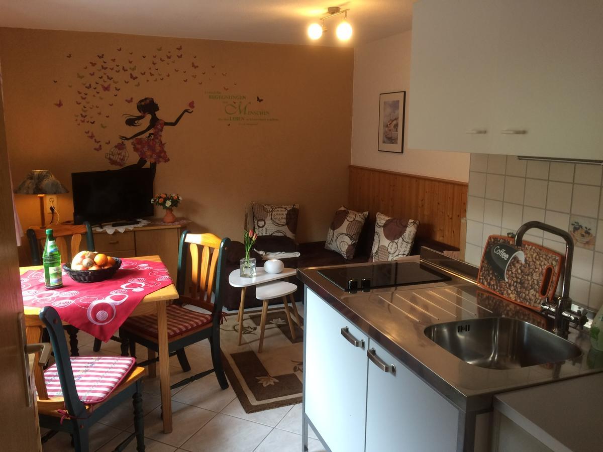 Ferienwohnung Dietlinde Bad Blankenburg Luaran gambar